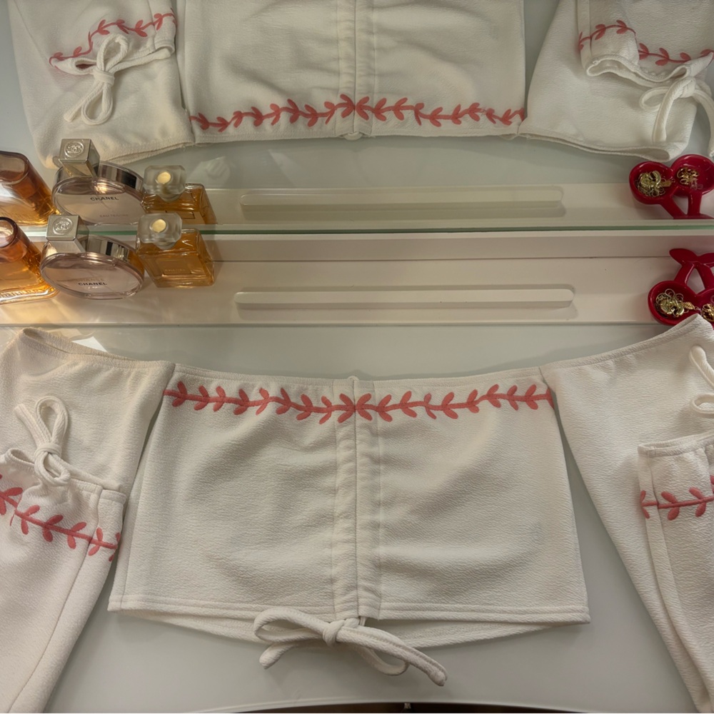 Herencia Collection White Crop Top with Pink Embroidery